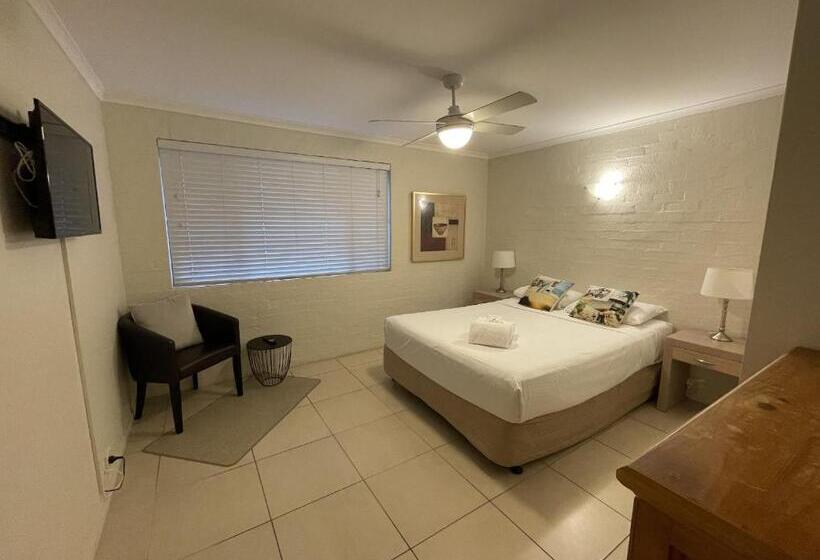 Апартаменты 2 Спальни с Балконом, Myuna Holiday Apartments