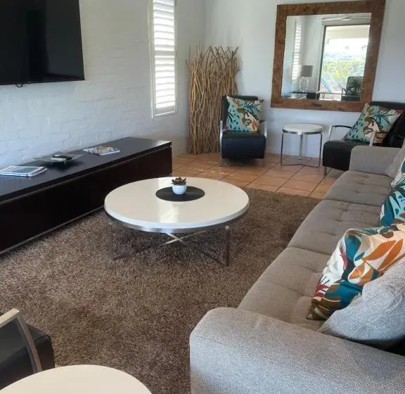 آپارتمان مدیریتی 3 خوابه, Myuna Holiday Apartments
