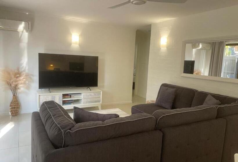 Апартаменты 2 Спальни Внутрение, Myuna Holiday Apartments