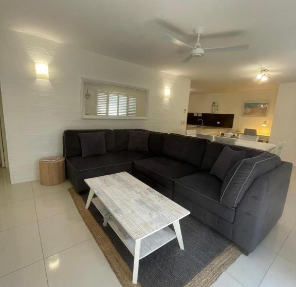 Апартаменты 2 Спальни Внутрение, Myuna Holiday Apartments