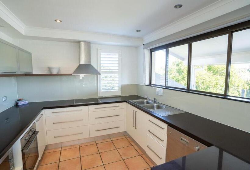 Апартаменты Ejecutiva 3 Спальни, Myuna Holiday Apartments