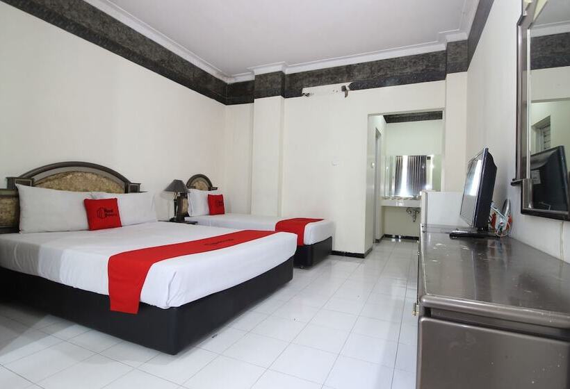 家庭间, Reddoorz Near Malioboro Mall