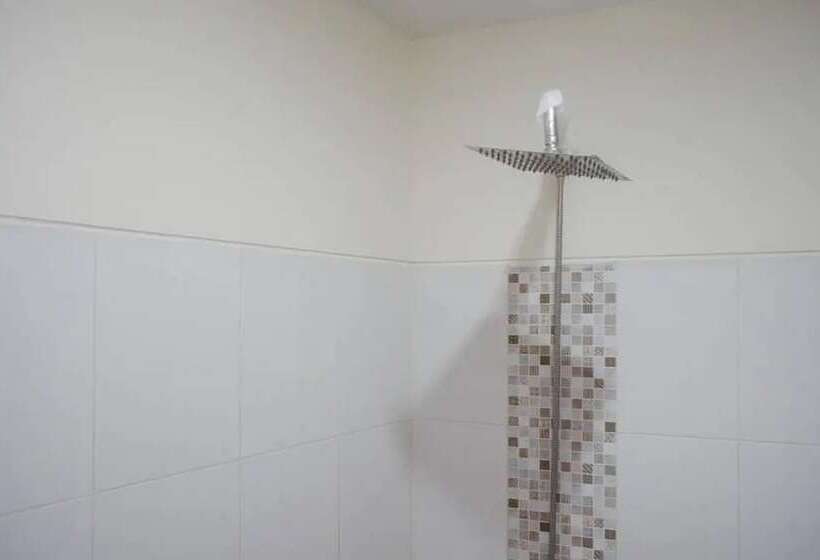 家庭间, Reddoorz Near Malioboro Mall