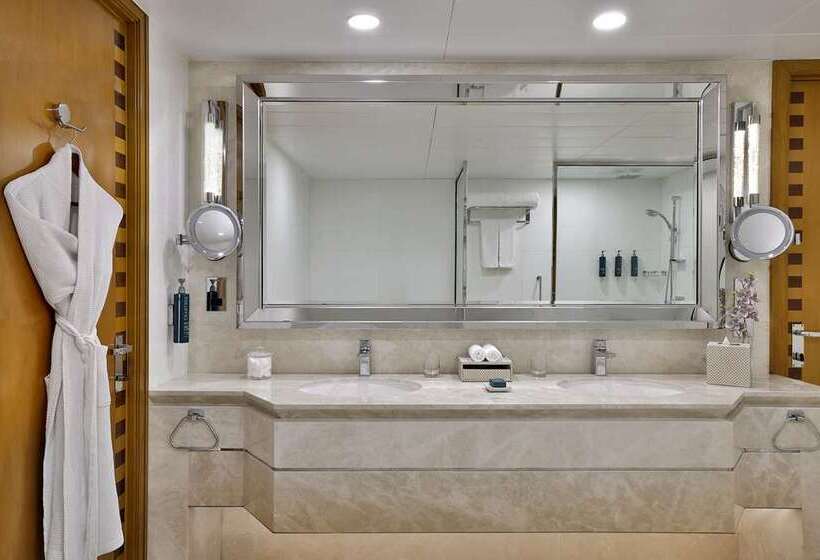 חדר סטנדרט, The Candler Hotel Atlanta, Curio Collection By Hilton
