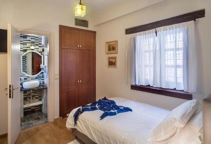 标准单人间, Gioraldi Art