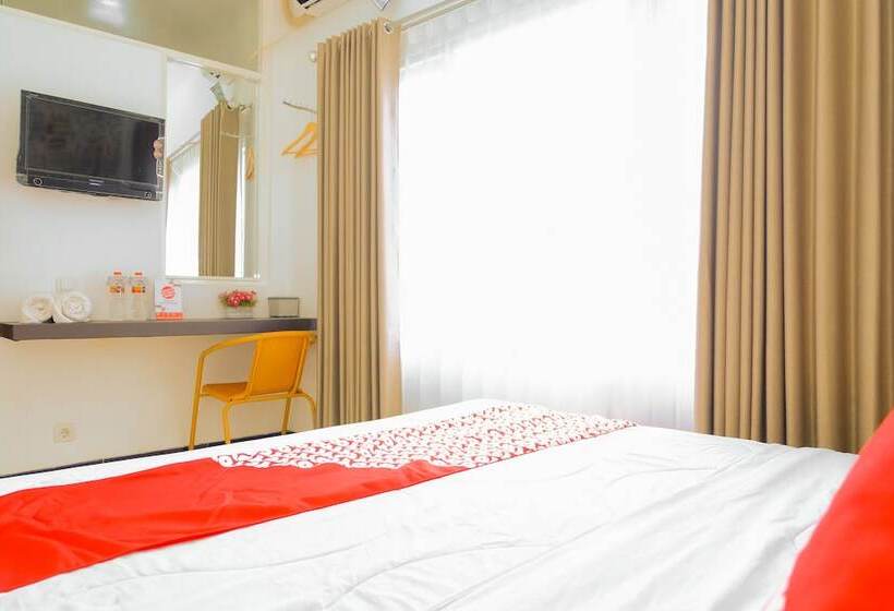 スタンダードルーム, 32 Guest House By Oyo