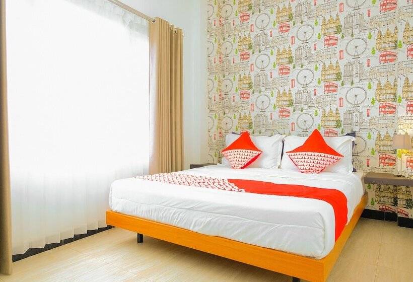 スタンダードルーム, 32 Guest House By Oyo