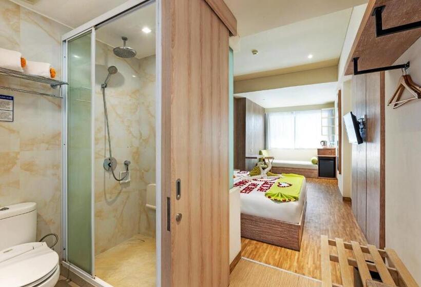 جناح جونيور, Boss Legian Hotel Powered By Archipelago