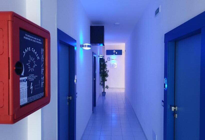 סוויטת ג'וניור נוף לים, Caraibisiaco Sul Mare