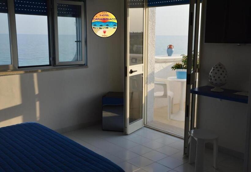 סוויטת ג'וניור נוף לים, Caraibisiaco Sul Mare