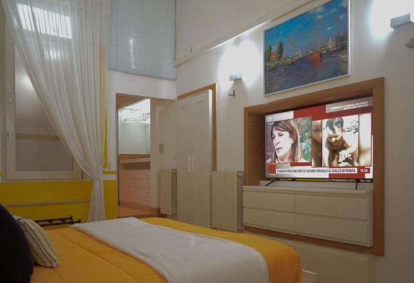 اتاق استاندارد سه نفره, B&b Degli Artisti