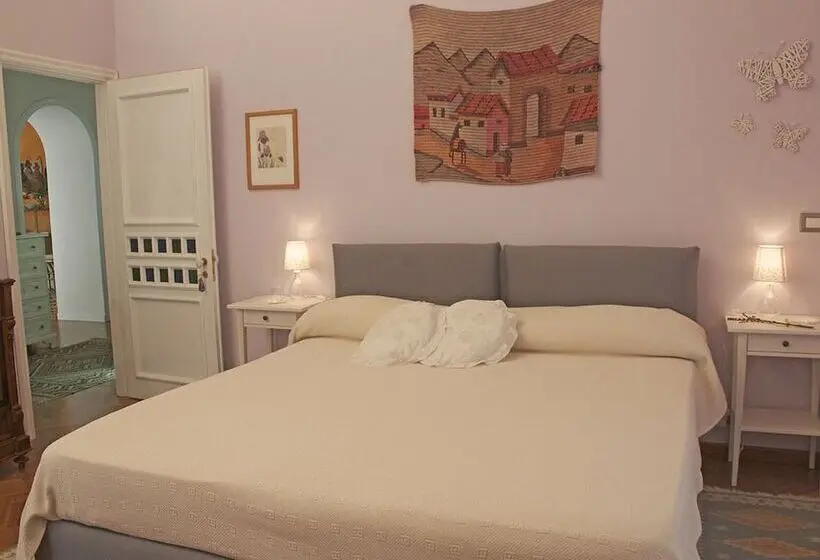 スタンダードルーム, B&b Velardi