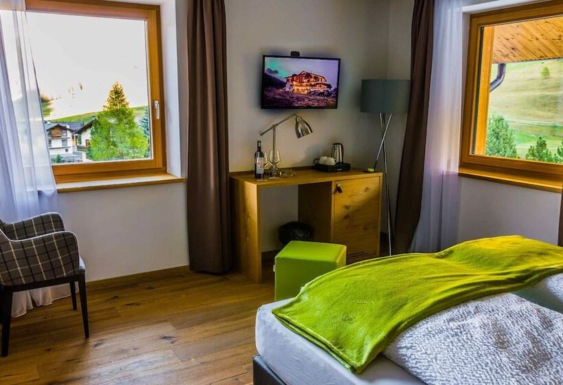 غرفة قياسية مزوَّدة بشُرفة, Sport