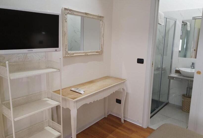 Camera Standard, Guest House Piazza Carmine