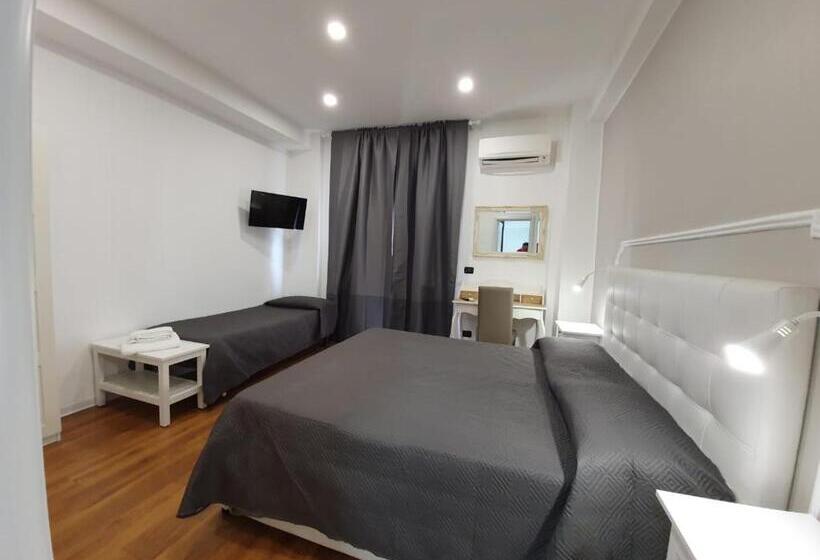 اتاق راحتی سه تخته, Guest House Piazza Carmine