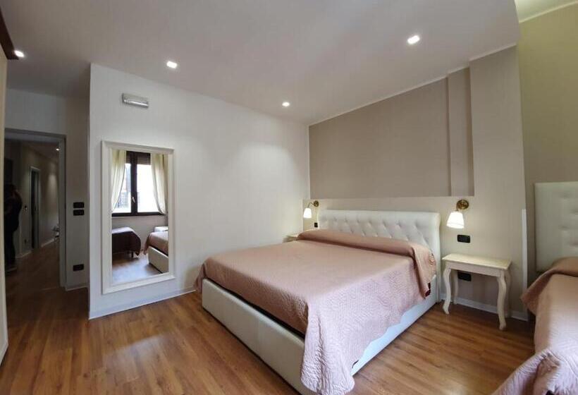 Camera Quadrupla Standard, Guest House Piazza Carmine