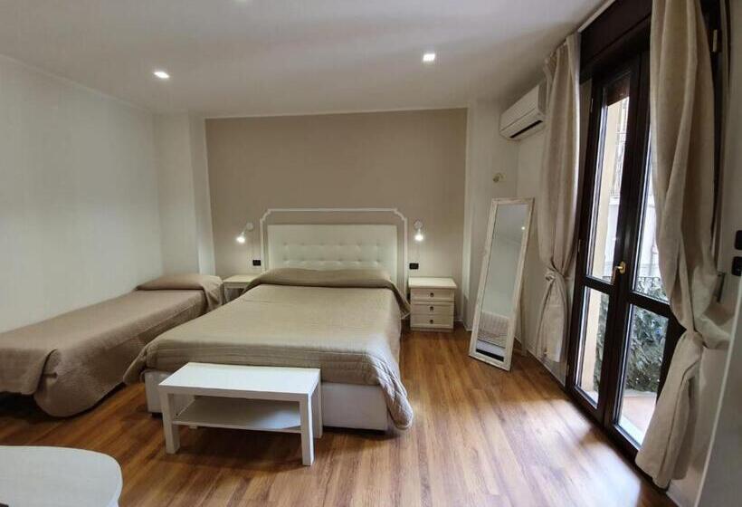 Camera Standard, Guest House Piazza Carmine