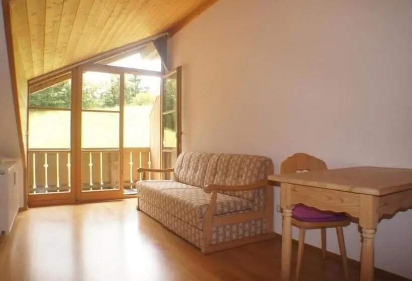 バルコニー付き１ベッドルームアパートメント, Villa Am Park