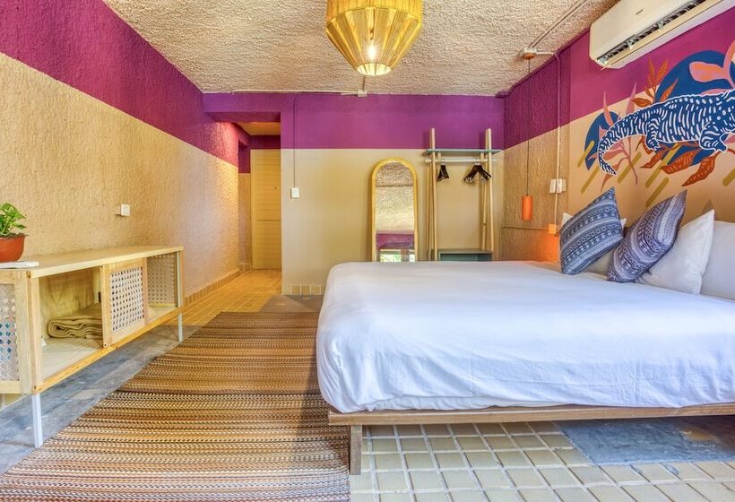 Номер Deluxe, Selina Cancun Laguna  Zone Hotelera