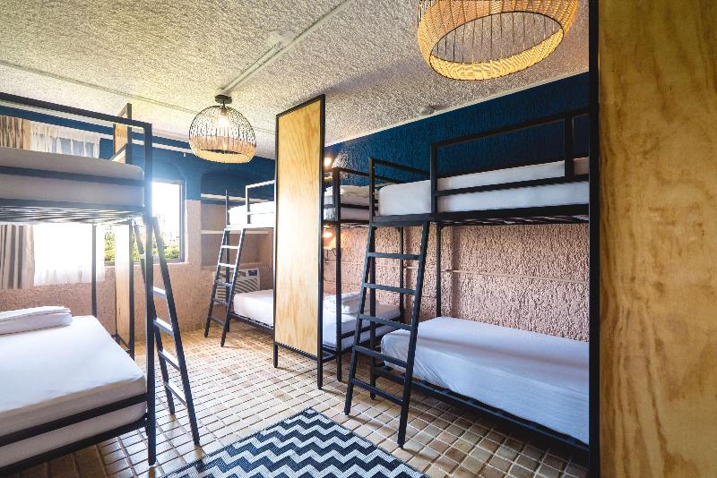 Кровать в Общей Комнате, Selina Cancun Laguna  Zone Hotelera