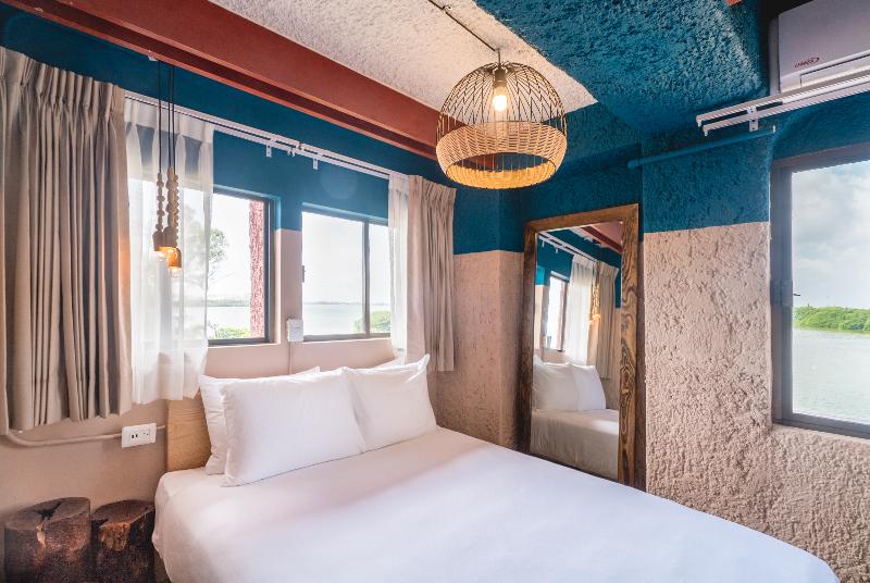 带共用浴室的标准房间, Nílu Cancun Zona Hotelera by Selina