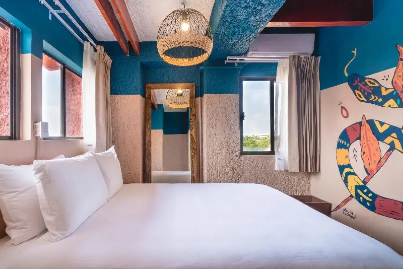 اتاق استاندارد با سرویس بهداشتی مشترک, Nílu Cancun Zona Hotelera by Selina