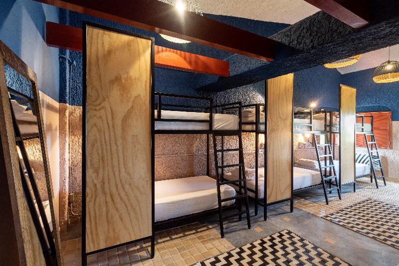 Кровать в Общей Комнате, Selina Cancun Laguna  Zone Hotelera