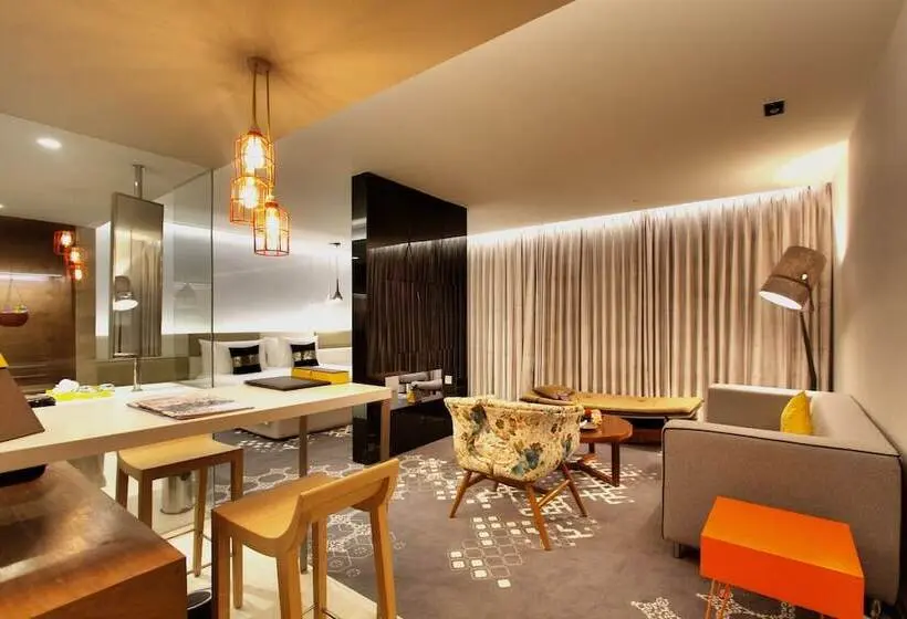 スイート, Radisson Bengaluru City Center