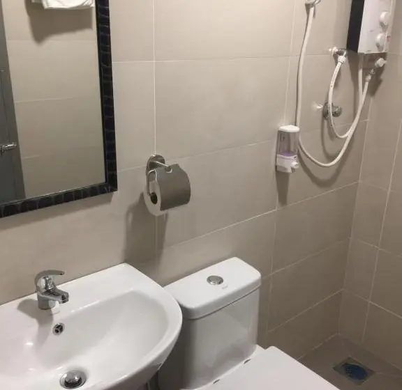 Apartament Rodzinny, Raub Agro