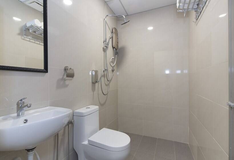 جناح عائلي, Agro