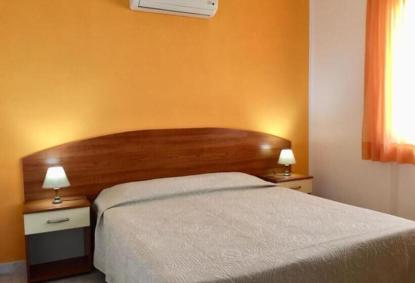 آپارتمان 1 خوابه با تراس, Villaggio Passo Dell'arciprete