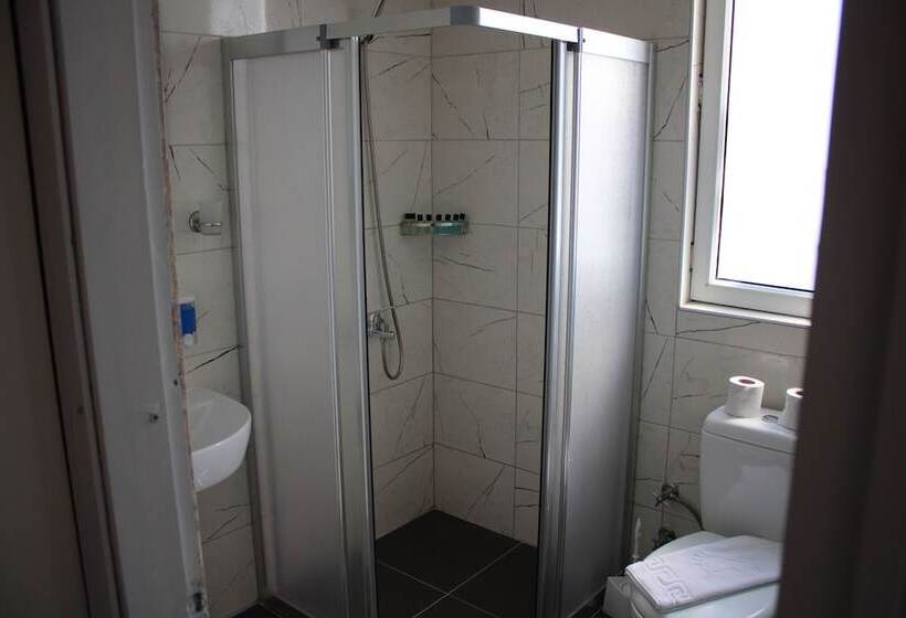 スタンダードルーム, Bin Billa