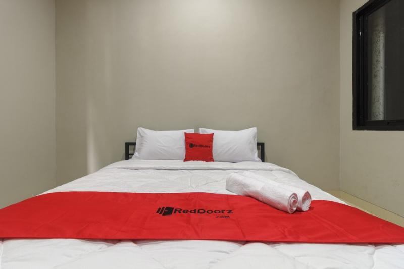 Номер Стандарт, Reddoorz Near Puri Indah Mall