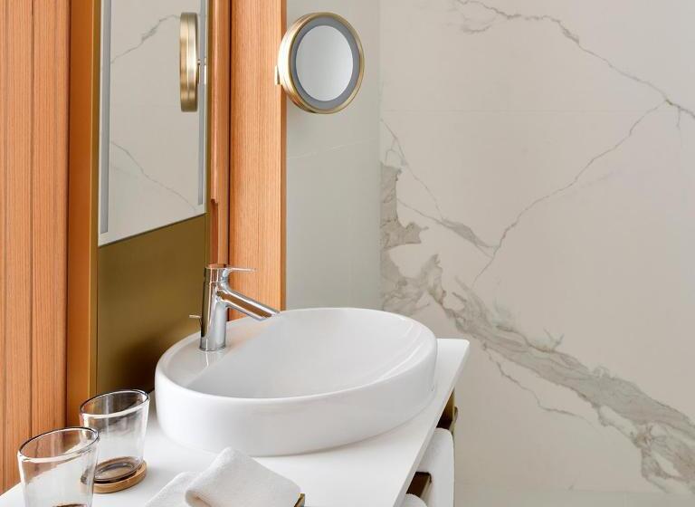 غرفة ديلوكس سرير كينج ذات إطلالة, Vida Creek Harbour