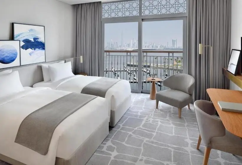 اتاق لوکس با چشم‌انداز, Vida Creek Harbour