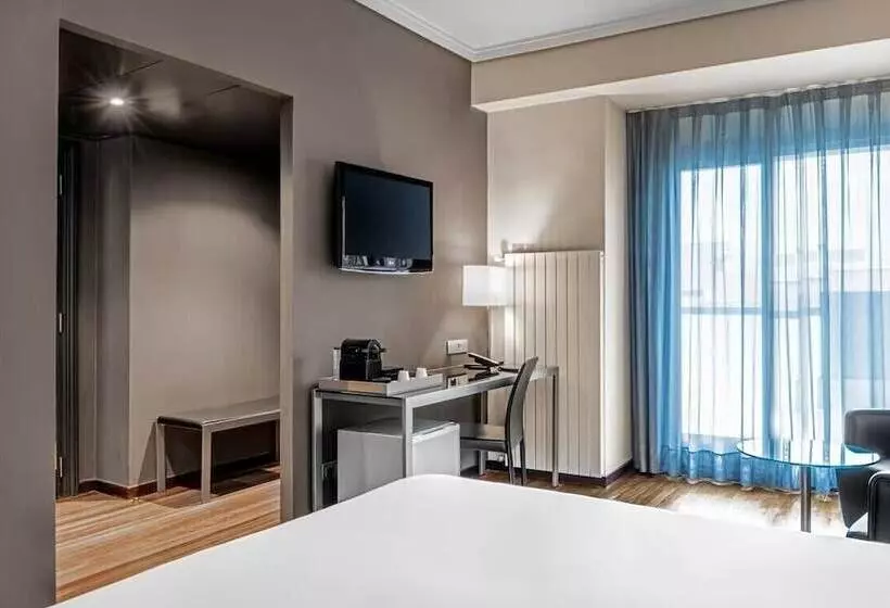 اتاق استاندارد, B&b Hotel Vitoria General álava