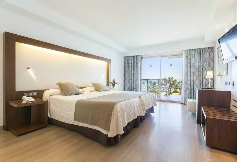 سوییت جونیور با چشمانداز دریا, Hipotels Cala Millor Park