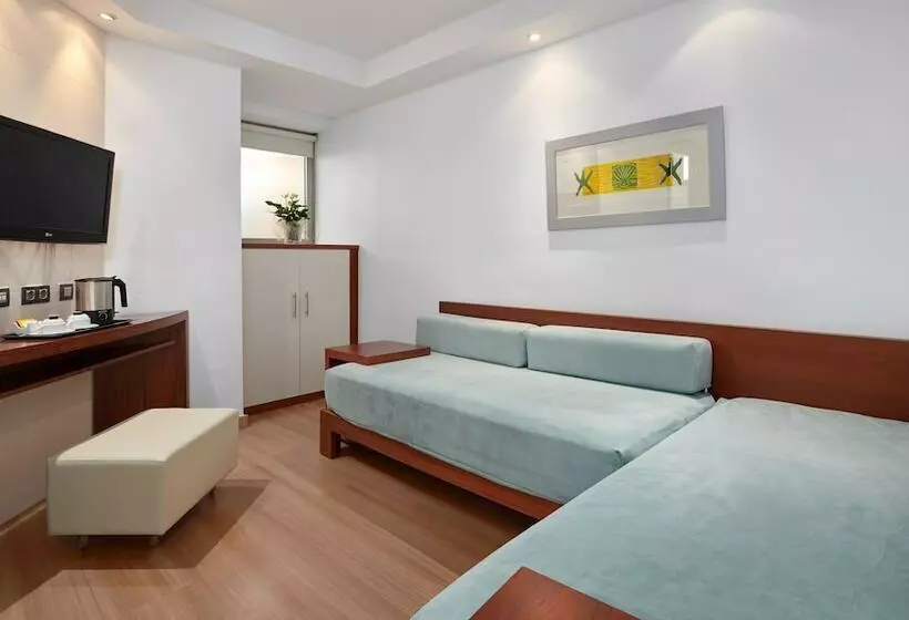 سوییت جونیور با چشمانداز دریا, Hipotels Cala Millor Park
