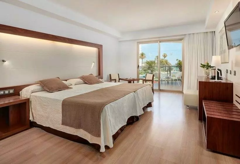سوییت جونیور با چشمانداز دریا, Hipotels Cala Millor Park