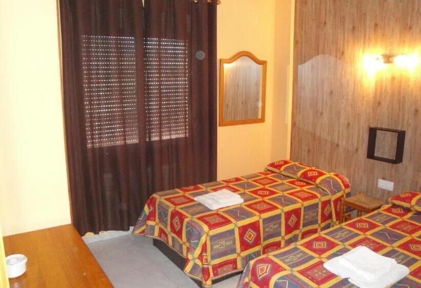 スタンダードルーム, Hostal Cristina