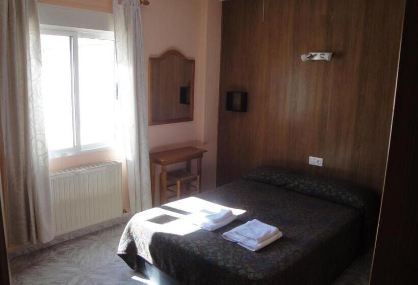 Номер Стандарт, Hostal Cristina