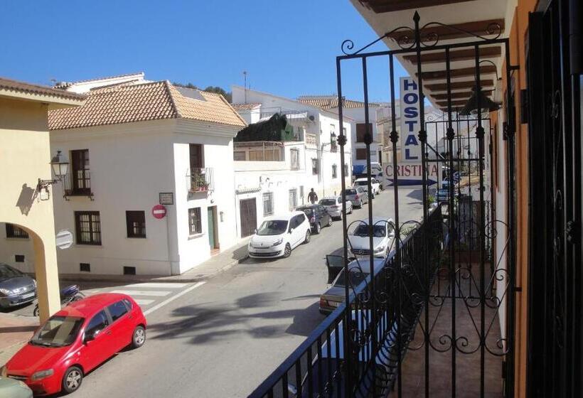 اتاق استاندارد سه نفره, Hostal Cristina