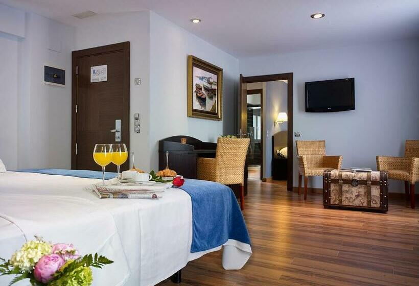 سوییت جونیور اجرایی, La Serrana, Antiguo 40 Nudos