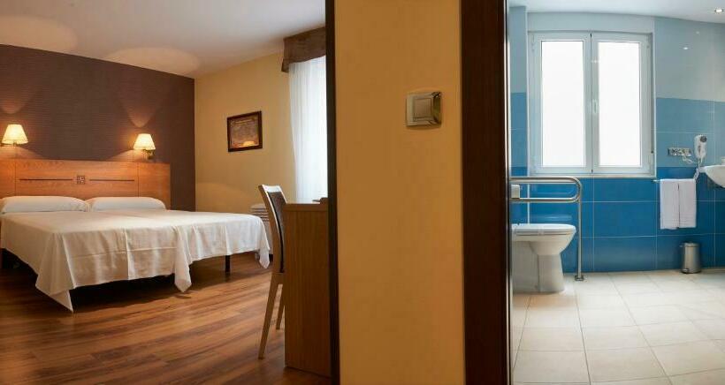 اتاق استاندارد سه نفره, La Serrana, Antiguo 40 Nudos