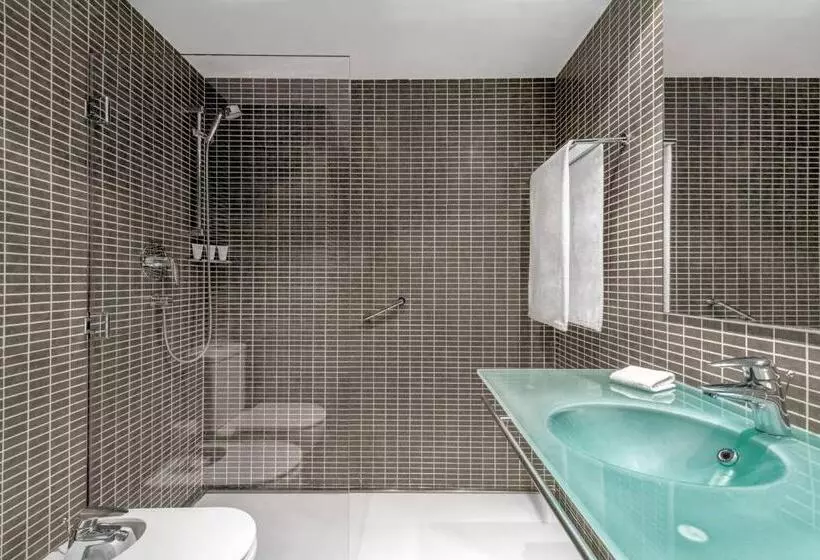 اتاق استاندارد, B&b Hotel Vitoria General álava