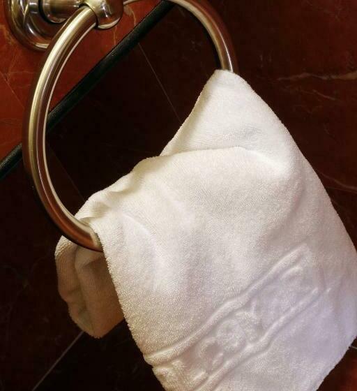 غرفة قياسية, Alcomar