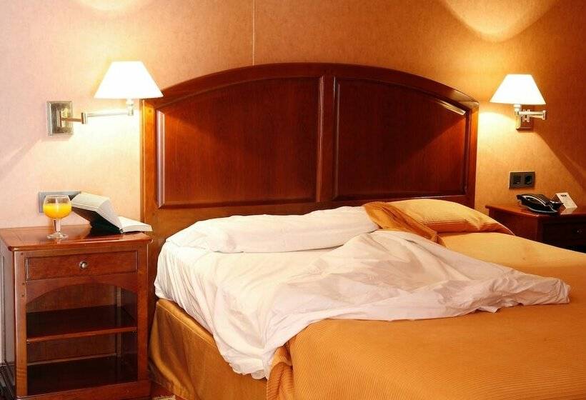 غرفة قياسية, Alcomar