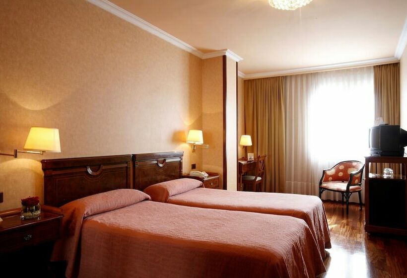 غرفة قياسية, Alcomar