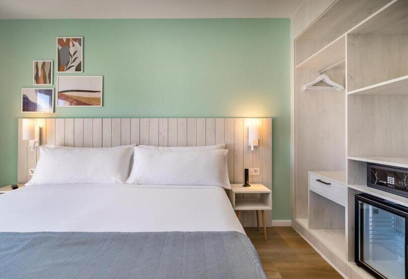 高级房间侧面带海景, Barceló Aguamarina