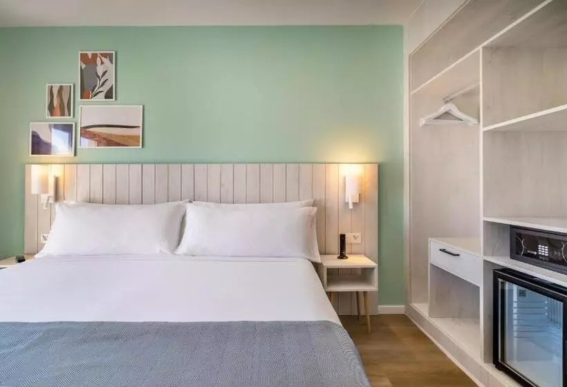 Chambre Supérieure Vue Mer Latérale, Barceló Ponent Beach